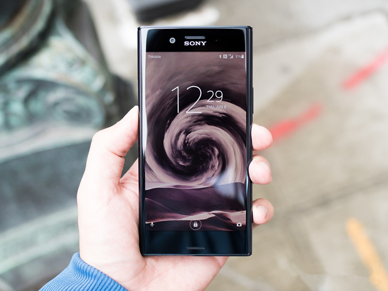 Sony Xperia XZ phone