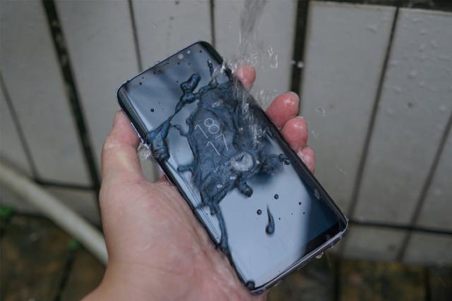 samsung galaxy s8 waterpoof