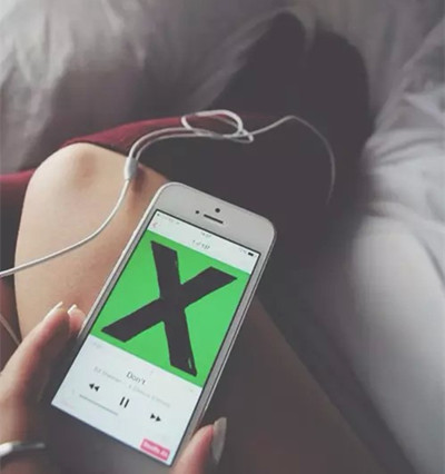 iPhone X Music